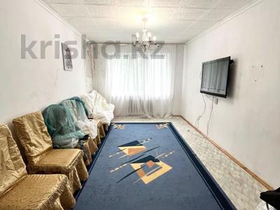 2-комнатная квартира · 56 м² · 2/9 этаж, Камзина 60 за 19 млн 〒 в Павлодаре