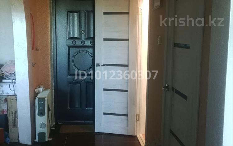 1-бөлмелі пәтер · 33 м² · 3/5 қабат, Кв-л 4А 12, бағасы: 7 млн ₸ в Темиртау — фото 2