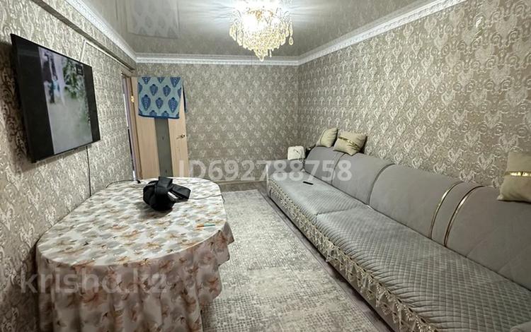 3-комнатная квартира, 63 м², 5/5 этаж, Алимжанова 7 за 18 млн 〒 в Балхаше — фото 2