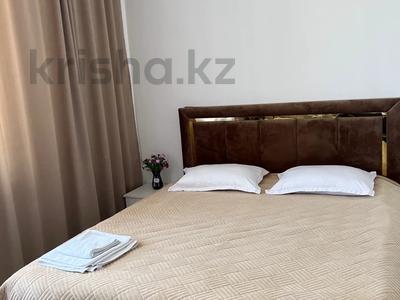 5-комнатная квартира · 300 м² · 1/1 этаж, Кабанбай батыра 84г — Кабанбай за 80 000 〒 в 