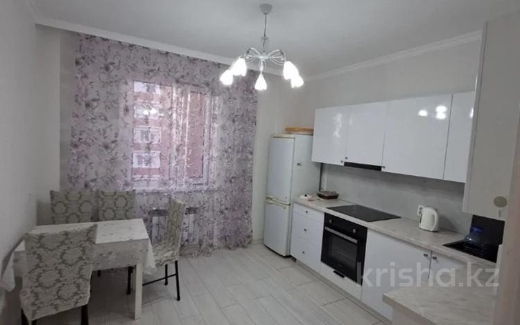 1-комнатная квартира · 39 м² · 14/23 этаж, Акмешит 17/1 за 28.5 млн ₸ в Астане, Есильский р-н — фото 8
