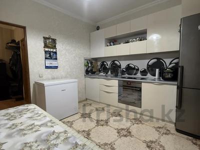 2-бөлмелі пәтер · 64 м² · 3/12 қабат, Сейфуллина 65 — Артем -школа 3 школа 8 -Технологический колледж, бағасы: 31 млн ₸ в Астане, Сарыарка р-н