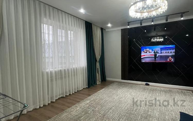 Отдельный дом · 6 комнат · 300 м² · 6 сот., Кайырбекова 333 за 82 млн 〒 в Костанае — фото 2