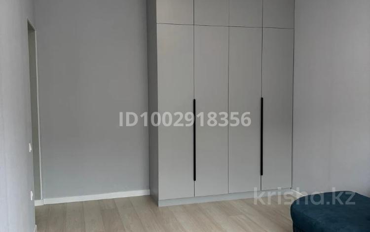 1-комнатная квартира · 40 м² · 8/12 этаж, Райымбека 210 за 300 000 〒 в Алматы, Алмалинский р-н — фото 3