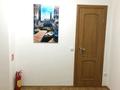 3-комнатная квартира, 130 м², 1/3 этаж помесячно, Абулхайр-хана 31 за 400 000 〒 в Атырау — фото 8