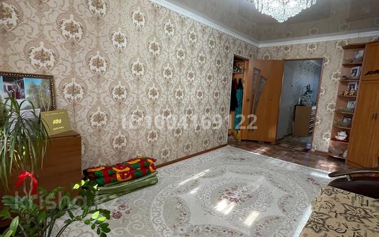 2-бөлмелі пәтер · 146 м² · 4/5 қабат, Абая 5/2 27 — В центре города.рядом 3 школа,больница,с детской площадкой, бағасы: 17 млн ₸ в Хромтау — фото 2