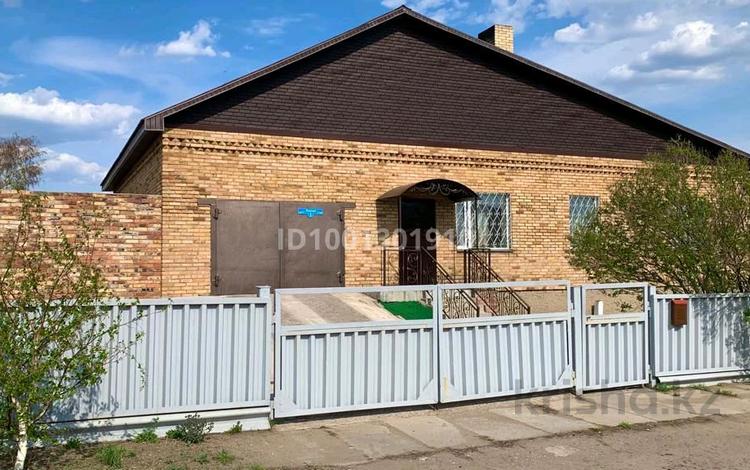 Отдельный дом · 3 комнаты · 217 м² · 11 сот., Пришахтинск, Лесная 1 за 40 млн ₸ в Караганде, Алихана Бокейханова р-н — фото 2