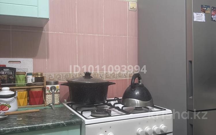 3-комнатная квартира · 70 м² · 1/2 этаж, МКР 1 9 — Уалиханова угол Токатаева за 24.5 млн ₸ в Есик — фото 2