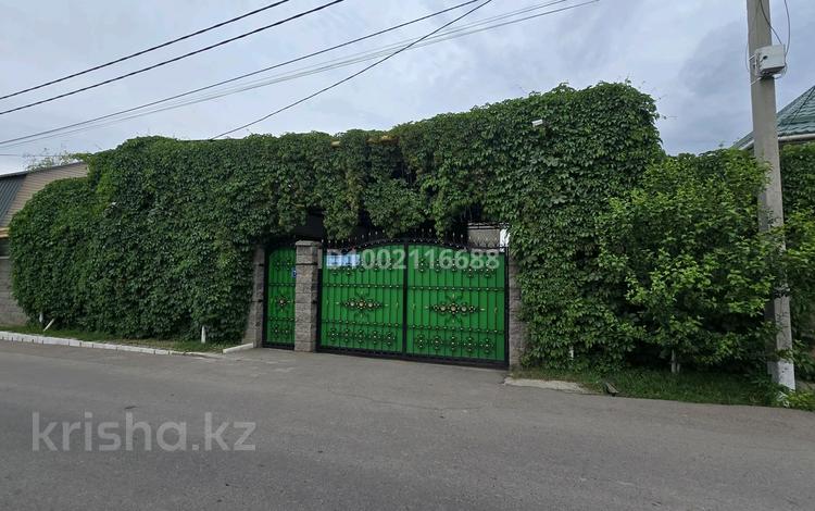 Отдельный дом · 4 комнаты · 250 м² · 10 сот., мкр Калкаман-2, Мкр Калкаман-2 ул.СералиЛапина 79 — Есенова за 195 млн ₸ в Алматы, Наурызбайский р-н — фото 2