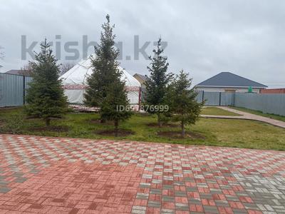 Отдельный дом · 3 комнаты · 120 м² · 17 сот., Кунаева за 65 млн 〒 в Караоткеле