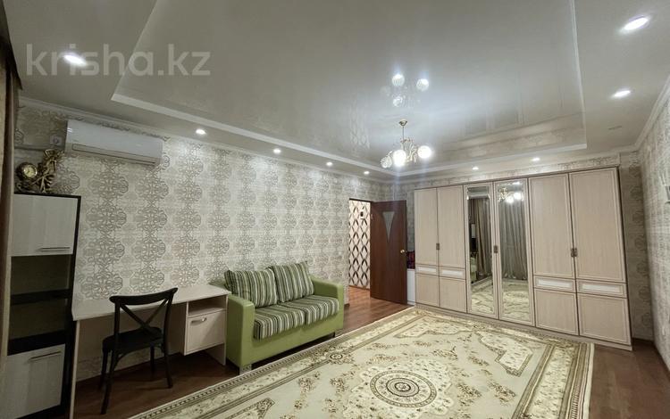 1-комнатная квартира · 45 м² · 3/5 этаж, 17-й мкр 74 — Тек бір Ер адамга беріледі Айракты за 120 000 ₸ в Актау — фото 2