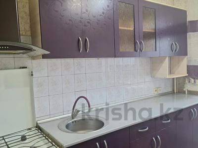 2-бөлмелі пәтер · 55 м² · 3/5 қабат, Толе Би 116, бағасы: 150 000 ₸ в Таразе