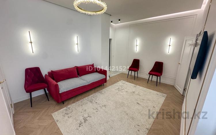 2-комнатная квартира · 42 м² · 8/12 этаж, Санжара Асфендиярова 4 за 290 000 ₸ в Астане, Нура р-н — фото 2