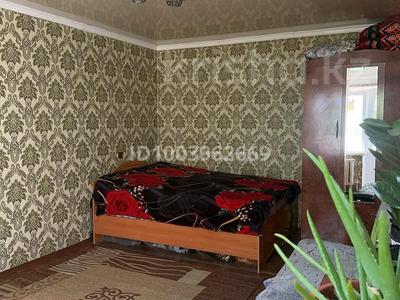 Продажа квартир в Алматинской обл.: 1-комнатная квартира · 33 м² · 2/3 этаж, Жангозина 12в 46 — Городок баня за 12.5 млн 〒 1-комнатная квартира · 33 м² · 2/3 этаж, Жангозина 12в 46 — Городок баня за 12.5 млн 〒 в Каскелене