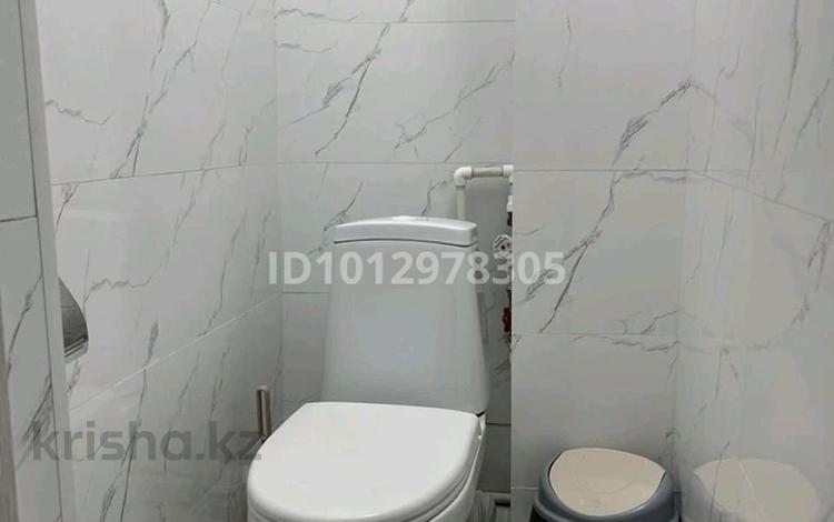 2-комнатная квартира · 44 м² · 2/4 этаж, иманова 16 за 11.5 млн ₸ в Актобе, мкр Москва — фото 2