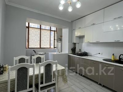 3-бөлмелі пәтер · 67.6 м² · 4/5 қабат, Мамыр-7 ш/а. 16 — Момышулы/Шаляпина, бағасы: 72 млн ₸ в Алматы, Ауэзовский р-н