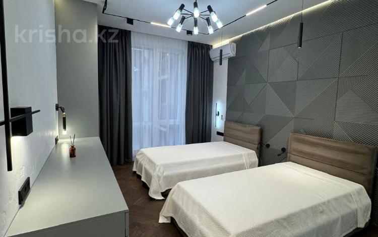 3-комнатная квартира · 110 м² · 5/17 этаж, Розыбакиева 320 за 175 млн ₸ в Алматы, Бостандыкский р-н — фото 11