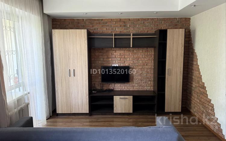 2-комнатная квартира · 52 м² · 1/5 этаж, мкр Орбита-3 52 — Саина-Аскарова за 350 000 ₸ в Алматы, Бостандыкский р-н — фото 2