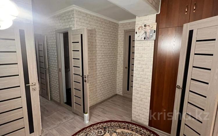 2-комнатная квартира, 60 м², 4/5 этаж, Каратал за 18 млн 〒 в Талдыкоргане — фото 2