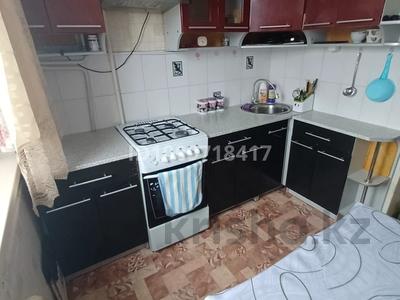 2-комнатная квартира · 43.5 м² · 3/5 этаж, Мкр 6 12 — 6 микрорайон 12. Школа лицей им.Абая, 12 школа, акимат Житигаринского района за 5 млн ₸ в Житикаре