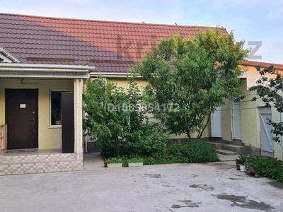 Отдельный дом · 8 комнат · 257 м² · 8 сот., мкр Кайтпас 2, Мкр Кайтпас 2 ул.С Исакова 16а — 59 школы за 46 млн 〒 в Шымкенте, Абайский р-н