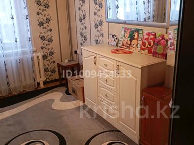 3-бөлмелі пәтер · 62 м² · 2/5 қабат, Кошкарбаева 18, бағасы: 200 000 〒 в Щучинске