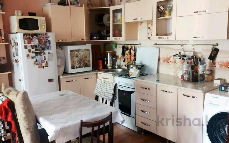 2-бөлмелі пәтер · 38 м² · 2/3 қабат, ул. Ади Шарипова, бағасы: 25.5 млн ₸ в Алматы, Алмалинский р-н — фото 2