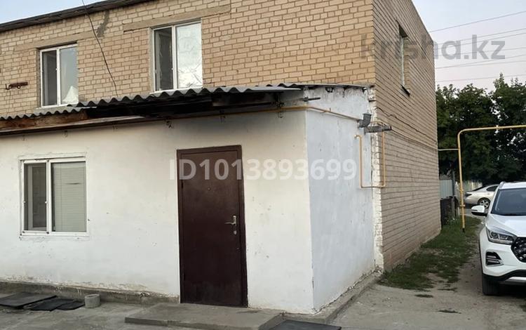 Часть дома · 4 комнаты · 92 м² · 10 сот., Толқын 15 за 15 млн ₸ в Актобе, жилой массив Курайлы — фото 2
