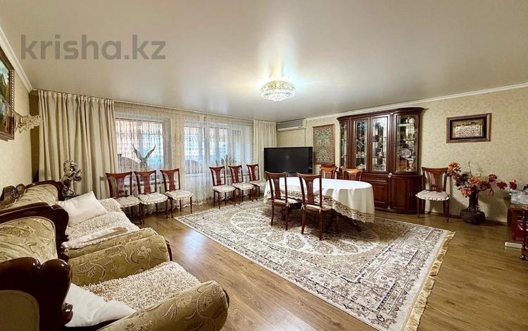 4-комнатная квартира · 149 м² · 5/6 этаж, Жумабаева за 64 млн ₸ в Петропавловске — фото 9