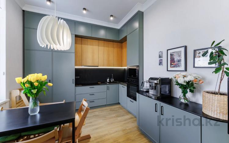 3-комнатная квартира · 83.3 м² · 9/9 этаж, улица Туркестан — проспект Мангилик Ел за 81 млн ₸ в Астане, Есильский р-н — фото 10