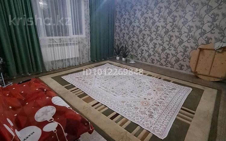 2-бөлмелі пәтер · 52 м² · 4 қабат, Мкр. Коктем 53, бағасы: 12 млн ₸ в Жанаозен — фото 2