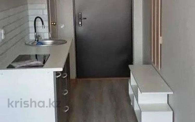 1-комнатная квартира · 18 м² · 3/6 этаж, Мкр. Юбилейный 140 за 9.4 млн ₸ в Костанае — фото 2