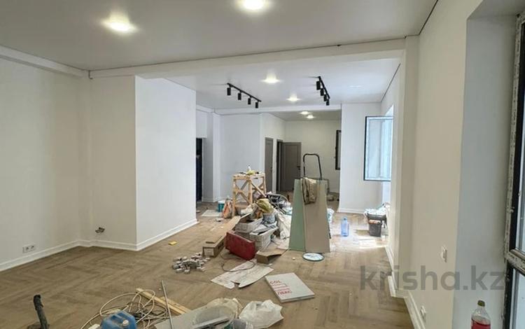 2-комнатная квартира · 57 м² · 1/3 этаж, мкр Нур Алатау, Какимбека Салыкова 40 за 29.9 млн ₸ в Алматы, Бостандыкский р-н — фото 2