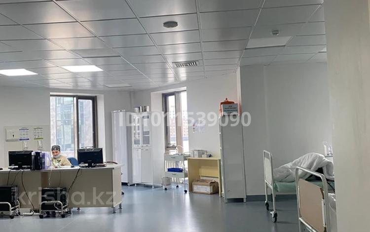 Медцентры и аптеки · 472.7 м² за ~ 4 млн ₸ в Астане, Нура р-н — фото 2
