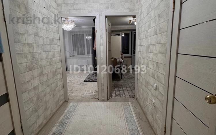 1-комнатная квартира · 40.2 м² · 2/9 этаж, мкр Береке 22 за 13 млн ₸ в Атырау — фото 2