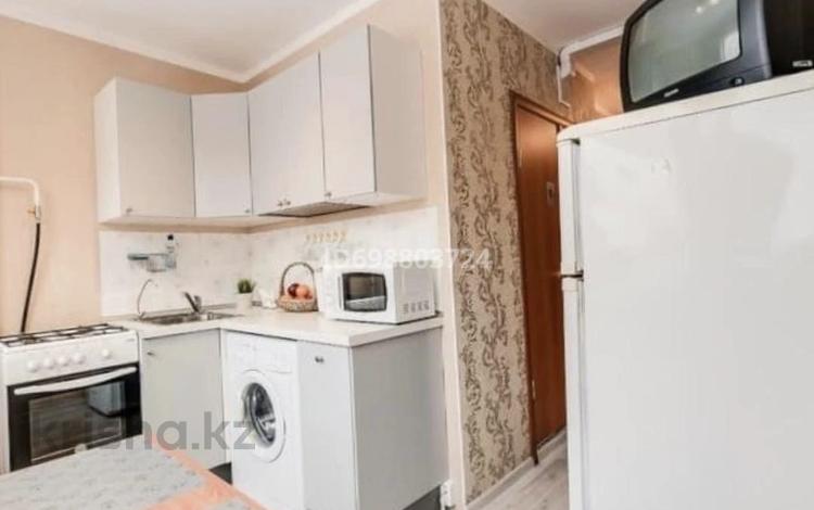 1-комнатная квартира · 38 м² · 3/5 этаж, Циолковского 1 — Аяжан за 15 000 ₸ в Уральске — фото 14
