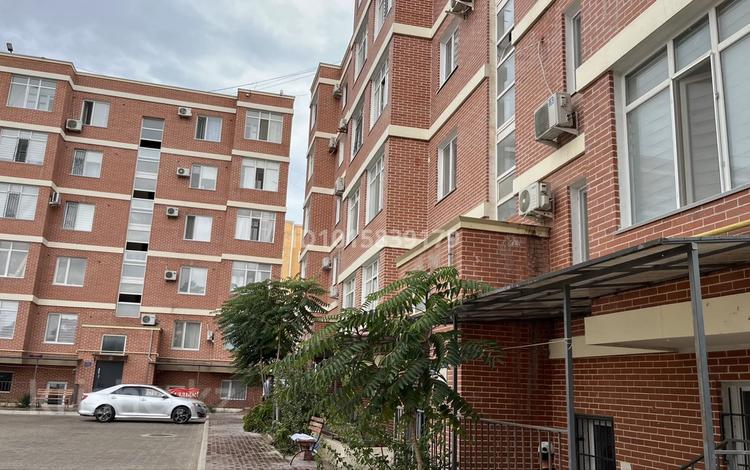 1-комнатная квартира · 32 м² · 1/5 этаж, 3-й мкр 71 за 110 000 ₸ в Актау — фото 2