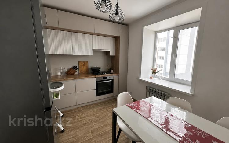 3-бөлмелі пәтер · 82 м² · 4/5 қабат, Юбилейный 14, бағасы: 36 млн ₸ в Костанае — фото 7