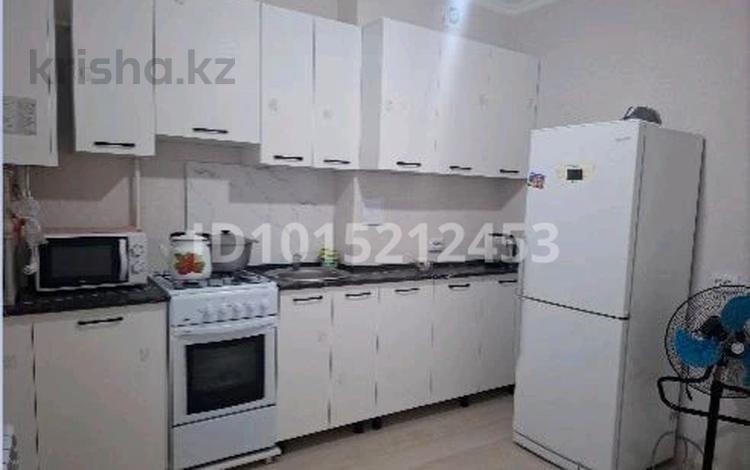 3-бөлмелі пәтер · 80 м² · 3/5 қабат, 34 16 — Возле здание суда, бағасы: 150 000 ₸ в Туркестане — фото 6