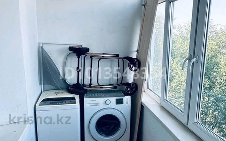 4-комнатная квартира · 80 м² · 4/9 этаж, мкр Жансая 2 — Тауке хан 2 за 120 000 ₸ в Таразе — фото 2