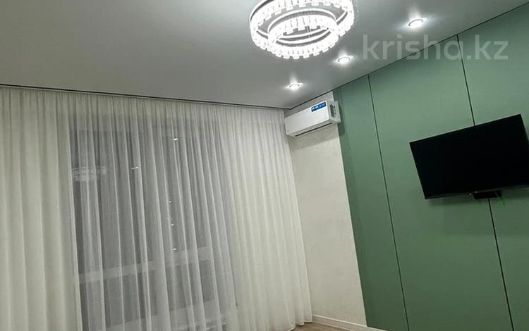 1-комнатная квартира · 35 м² · 3/12 этаж, ЖК сымбат байдибек би 113 за 170 000 ₸ в Шымкенте — фото 12