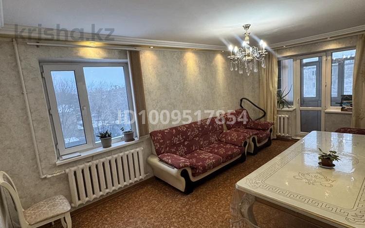 3-комнатная квартира · 61 м² · 4/5 этаж, 6 микрораион 22 за 13.5 млн 〒 в Темиртау — фото 2