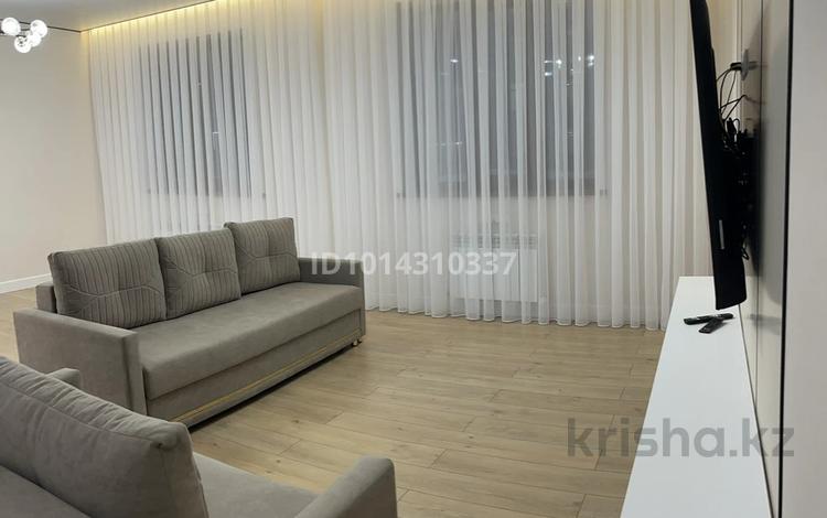 3-комнатная квартира · 120 м² · 4/10 этаж, Толе би 53 за 73 млн ₸ в Астане, Нура р-н — фото 2
