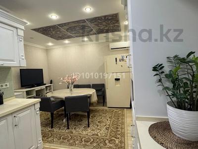 3-комнатная квартира · 101.9 м² · 3/5 этаж, 15-й мкр 43 за 37.5 млн 〒 в Актау