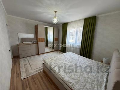 Отдельный дом · 4 комнаты · 196 м² · 10 сот., мкр Аксай, Достык за 33 млн ₸ в Атырау
