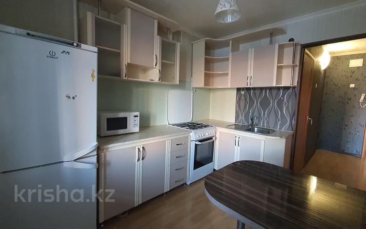 1-бөлмелі пәтер · 37 м² · 4/9 қабат, мкр Юго-Восток 32, бағасы: 17.5 млн ₸ в Караганде, Казыбек би р-н — фото 2