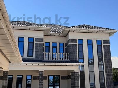 Отдельный дом · 8 комнат · 380 м² · 8 сот., мкр Самал-1, Отемис Абдраимулы 25 — Утегенова за 190 млн ₸ в Шымкенте, Абайский р-н