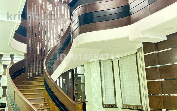 Жеке үй · 7 бөлме · 420 м² · 30 жүзд., Самал-2 ш/а, бағасы: 3 млн ₸ в Шымкенте, Абайский р-н — фото 2