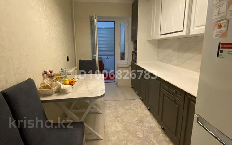 4-комнатная квартира · 79.8 м² · 1/4 этаж, Женис 99 — Астана плаза за 25 млн 〒 в  — фото 2