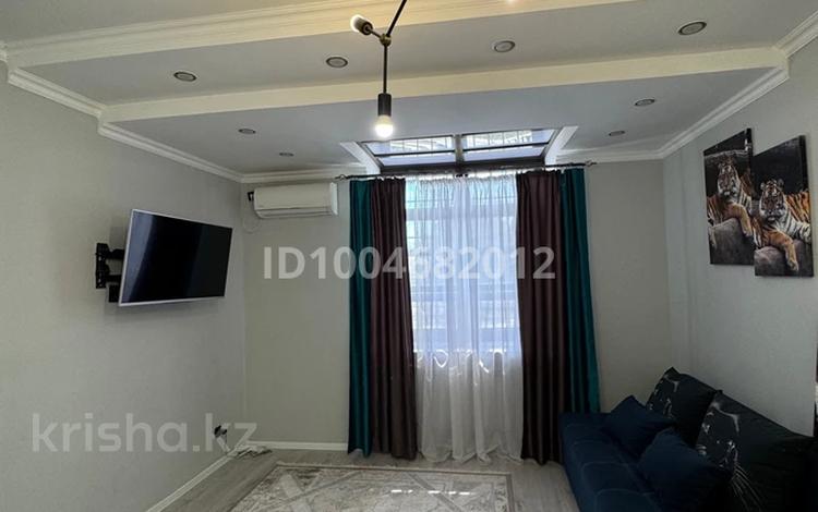 2-бөлмелі пәтер · 40 м² · 2/3 қабат, Сагадата Нурмагамбетова 29 — Арбат, бағасы: 4 000 〒 в Усть-Каменогорске — фото 2